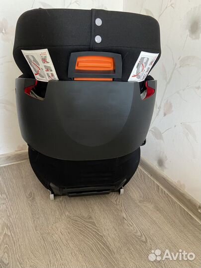 Детское автокресло Cybex Solution X2-Fix 15-36 кг