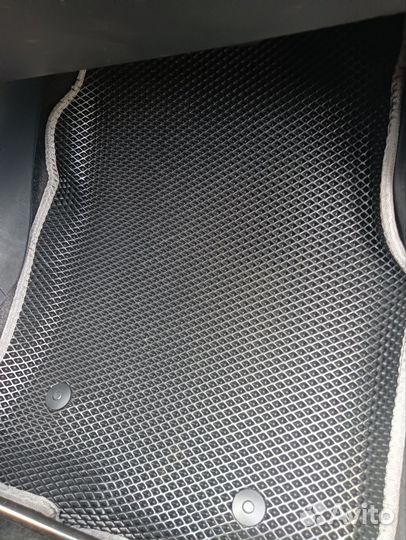 Автомобильные коврикиева эва 3D с бортиками