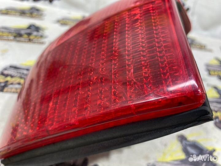 Поворотник задний левый Audi 80 B4 1994