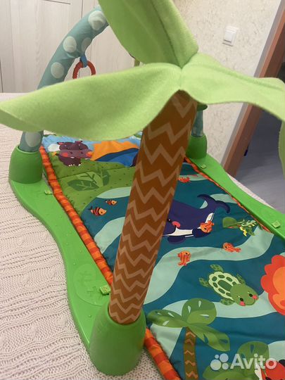 Развивающий коврик жирафики