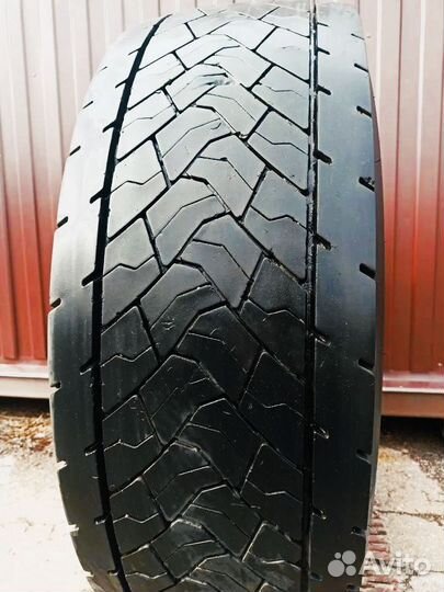 Goodyear kmax D 315/70