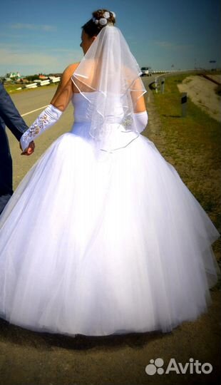 Свадебное платье
