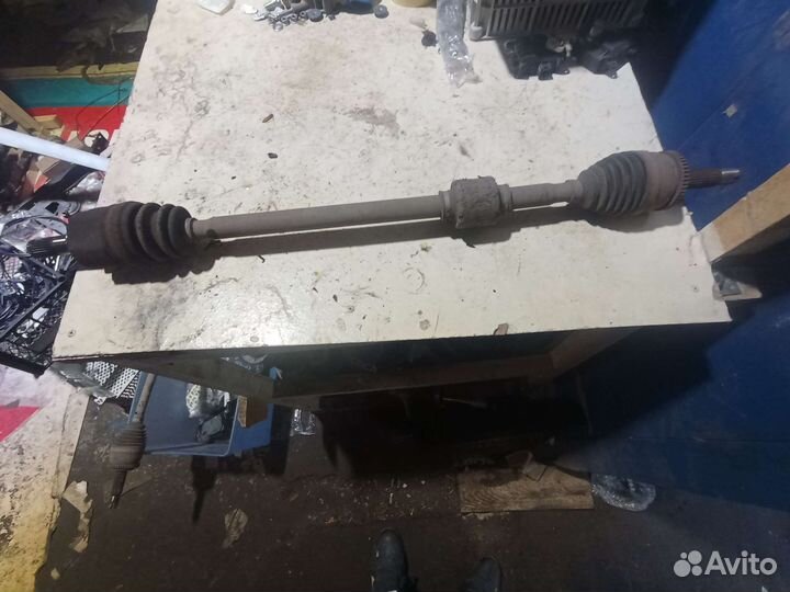 Привод правый Hyundai Solaris 1 1.4