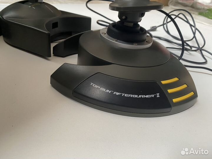 Джойстик для авиасимуляторов thrustmaster