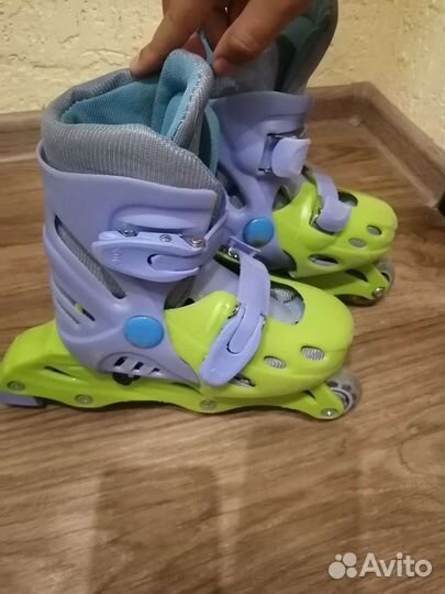 Коньки роликовые
