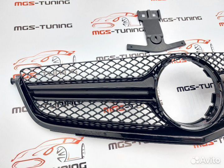 Решетка для оригинала C63 AMG Mercedes w204 11-15