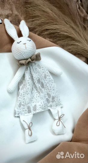 Мягкая игрушка зайка
