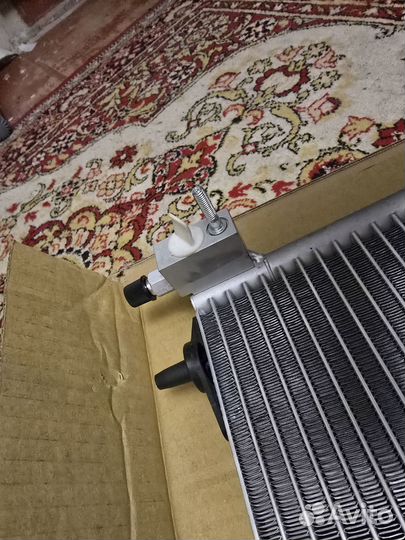 Радиатор (конденсатор) кондиционера Пежо 407