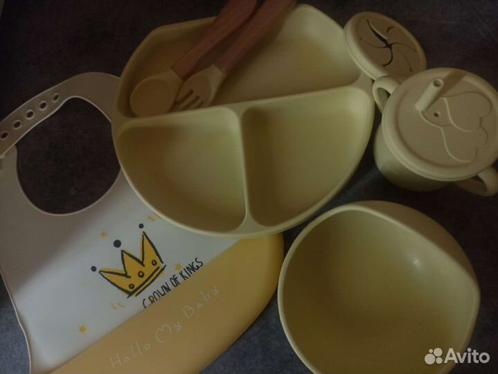 Набор из 8 предметов. Детская силиконовая посуда