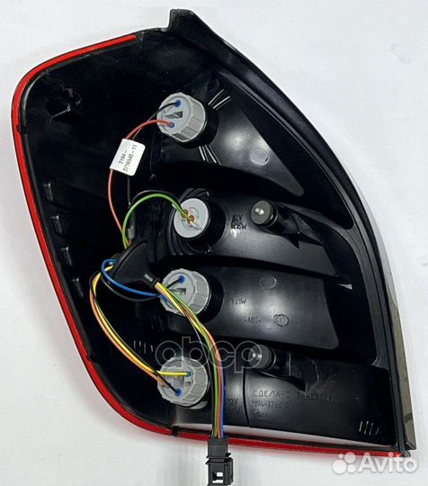 Фонарь задний правый ваз-2194 LADA 21940371601000