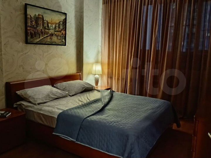 3-к. квартира, 85 м², 3/17 эт.