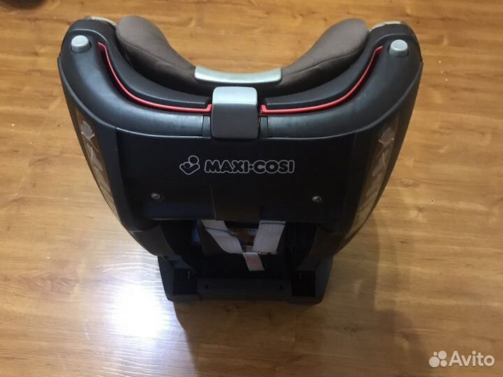 Детское автомобильное кресло