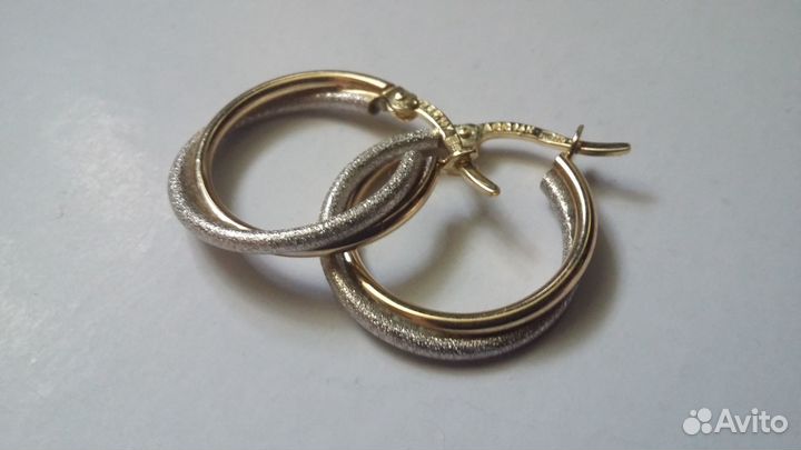 Золотые серьги