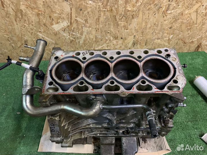 Блок двигателя в сборе B4204T27 volvo XC90 S90 T6
