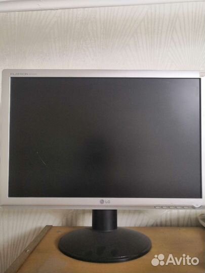 Монитор для компьютера LG
