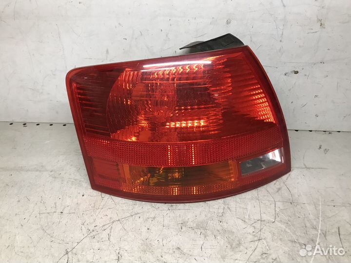 Фонарь задний Ауди A4 avant 2005-2008