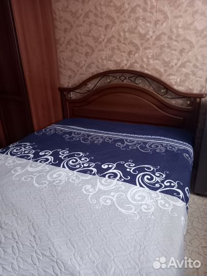 Кровать двухспальная с матрасом аскона бу