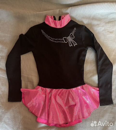 Костюм для фигурного катания для девочки 36