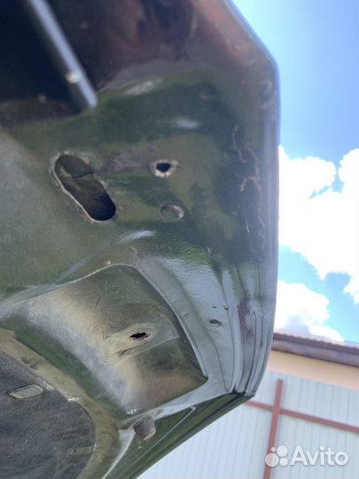 Volkswagen passat b7 капот