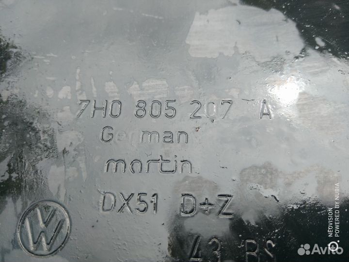 Пыльник двигателя Фольксваген Транспортёр Т5