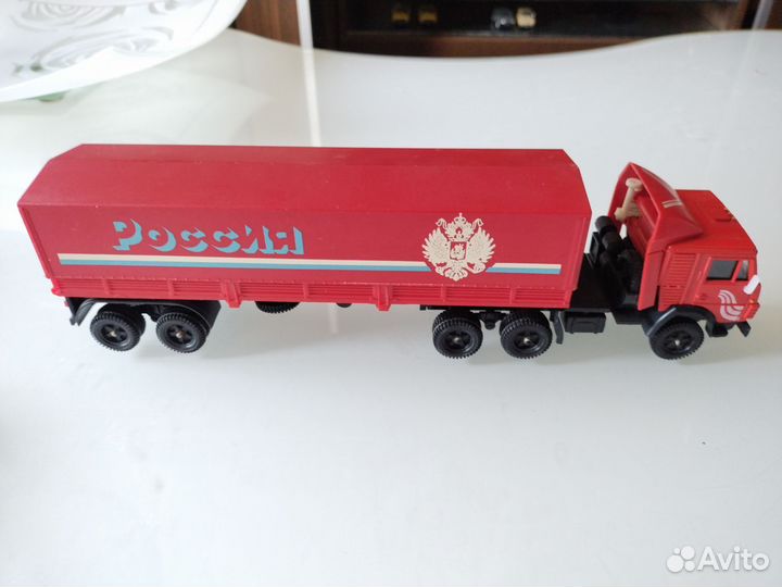 Модель камаз 5410 Россия красный ранний