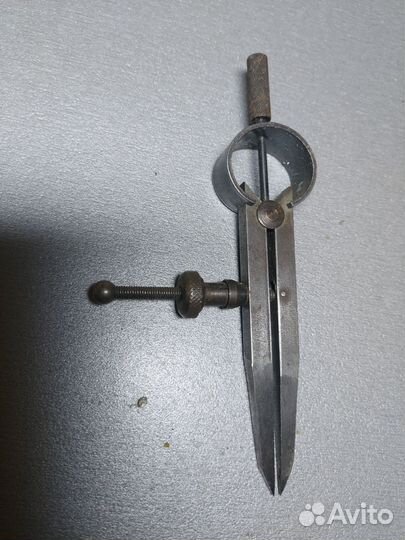 Циркуль разметочный