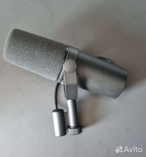 Универсальный микрофон Shure SM7B