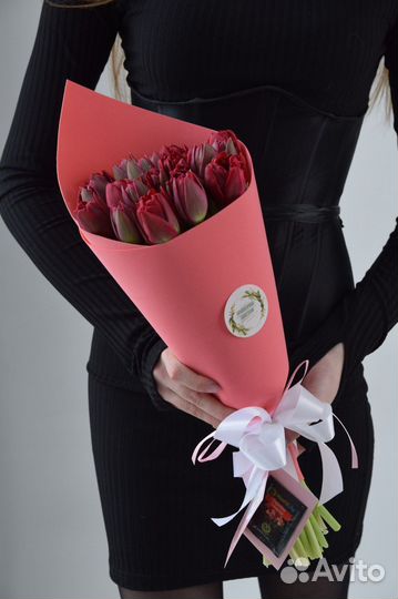 Тюльпаны. Доставка цветов. Пионовидные тюльпаны