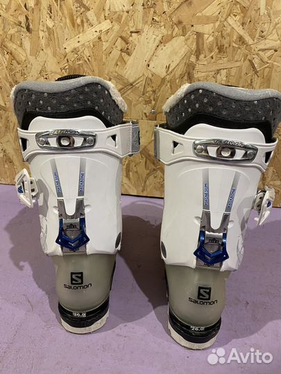 Горнолыжные ботинки женские 26