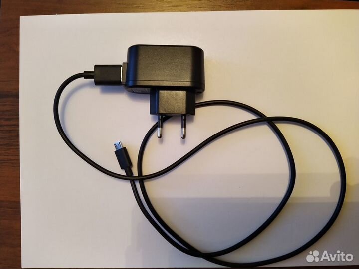 Сетевое зарядное устройство Digma