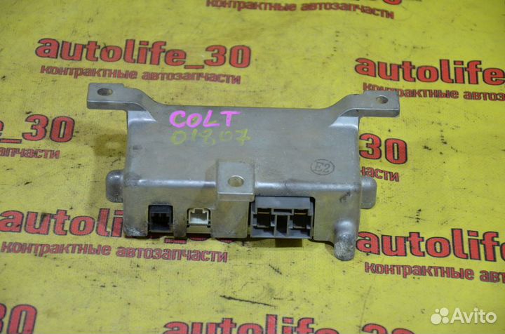 Блок управления рулевой рейкой Mitsubishi Colt