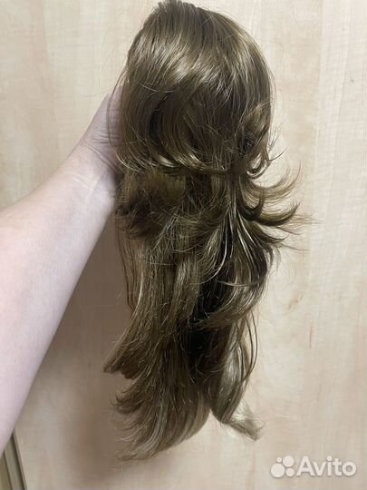 Хвост шиньон на крабе