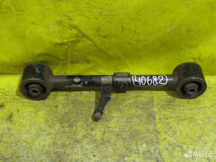 Тяга задняя Land Cruiser 200 12-15г 40682