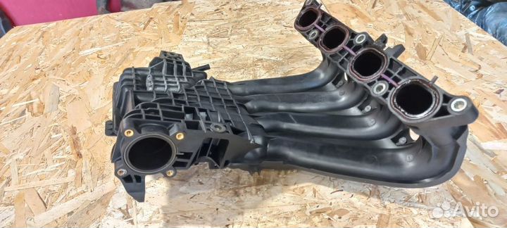Коллектор впускной Nissan Juke Qashqai Sentra