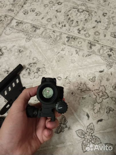 Коллиматорный прицел aimpoint