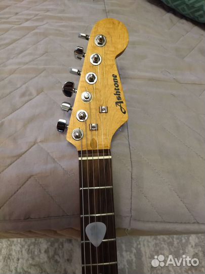 Ashtone Электрогитара