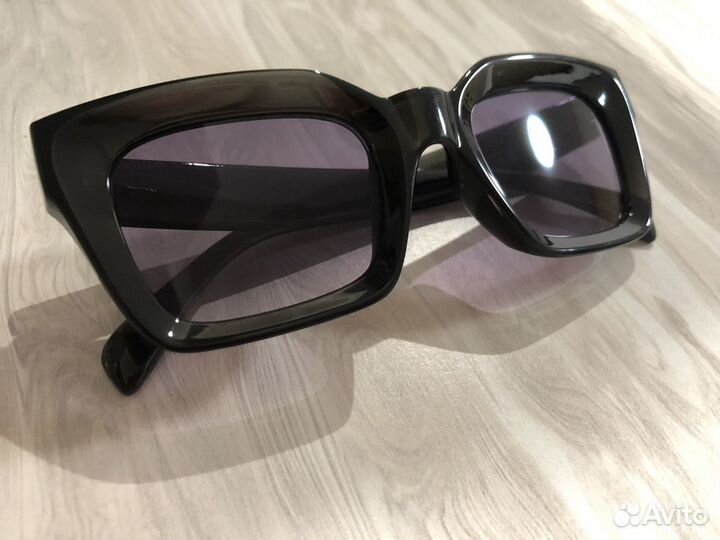 Солнцезащитные очки. Очки. Торг