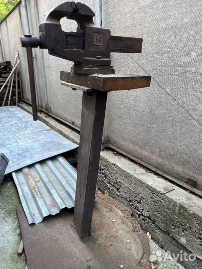 Тиски слесарные СССР