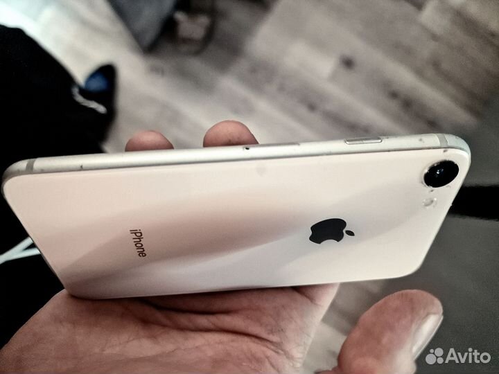 iPhone SE (2020), 64 ГБ