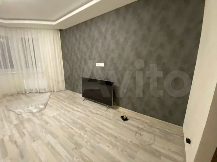 2-к. квартира, 66 м², 13/13 эт.