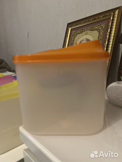 Контейнеры для сыпучих продуктов