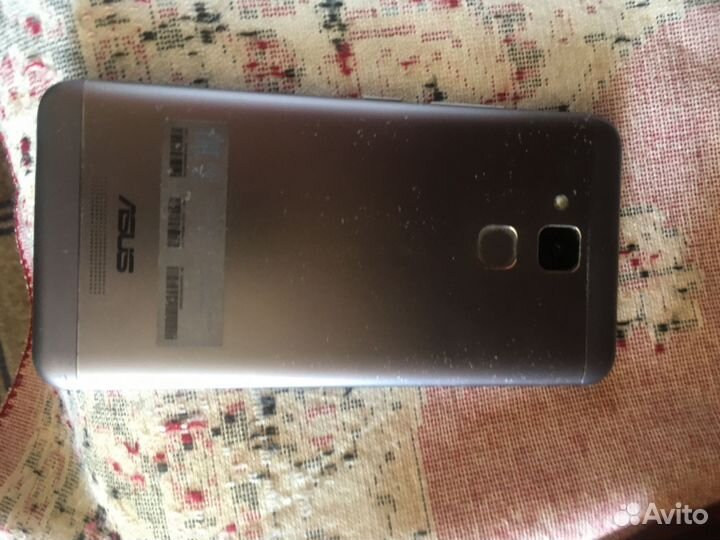 ASUS ZenFone 3 Max ZC520TL, 2/16 ГБ