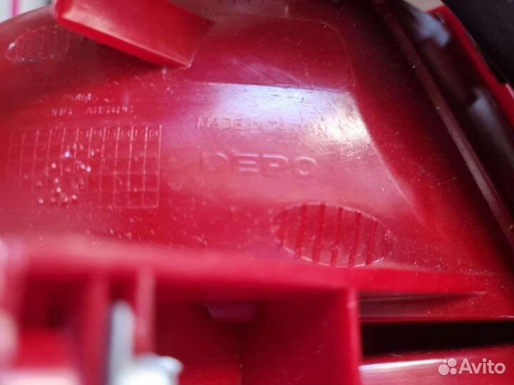 Задний внешний правый фонарь для Audi A4 B8