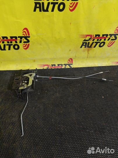 Замок боковой двери задний левый Ssangyong Kyron