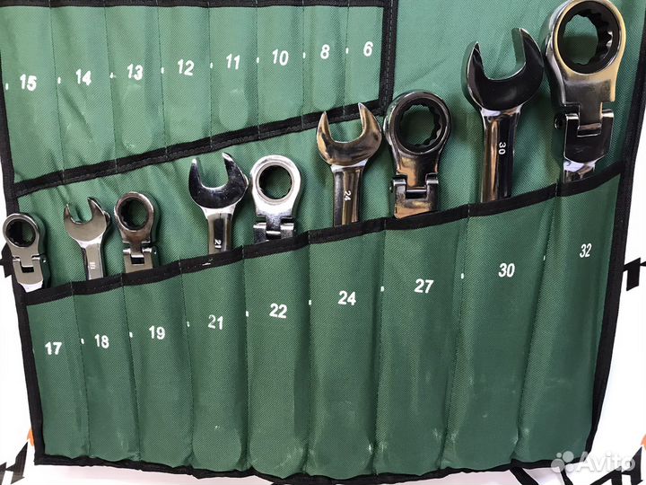 Набор трещоточных ключей с шарниром