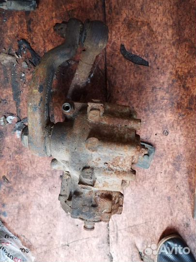 Редуктор рулевой мерседес vario.609. 711-811-814