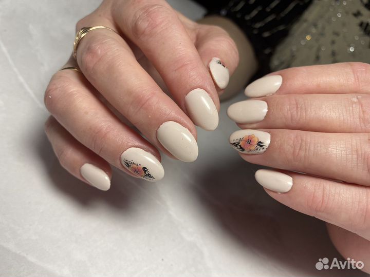 Маникюр на дому