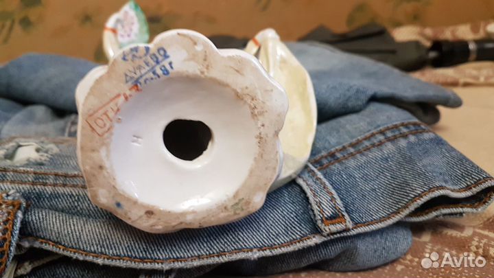 Фарфоровая статуэтка