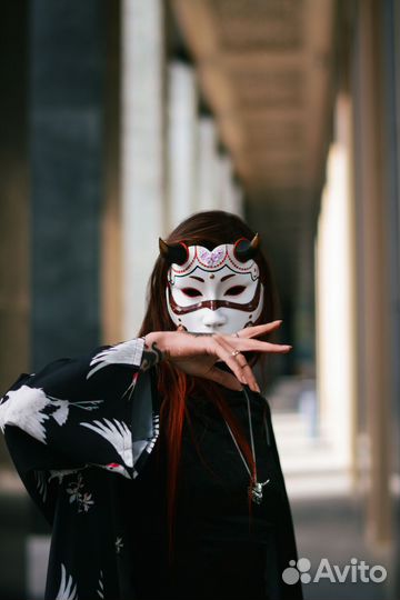 Декоративная японская маска (в синем цвете)