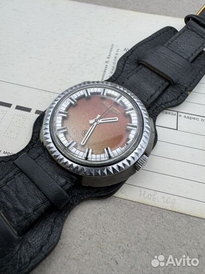 Часы ракета шайба СССР